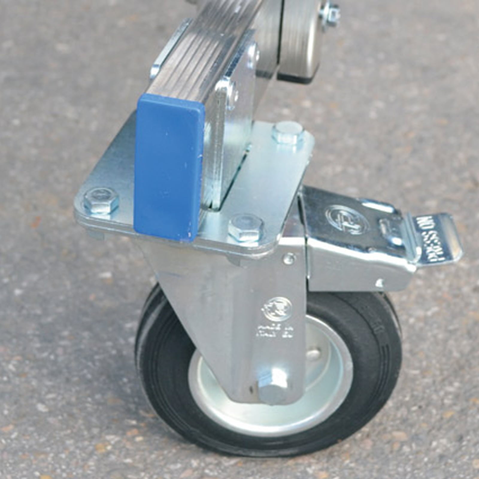 Trabattello Zeus particolare 3